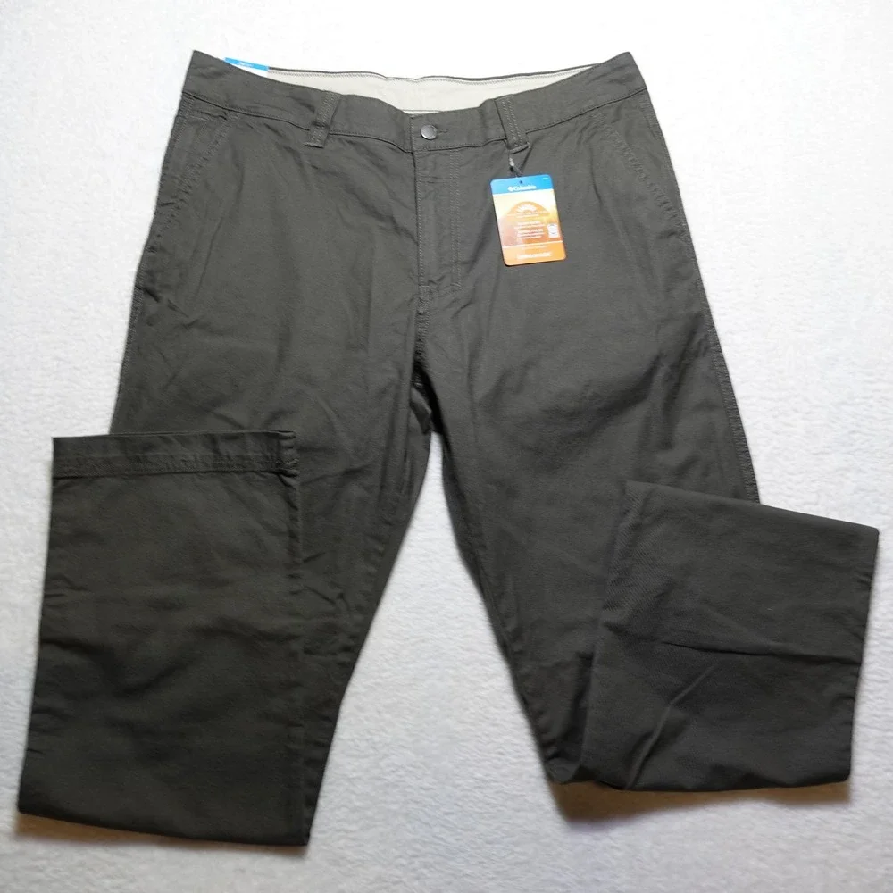 Columbia Pants Mens 35x32 Green Straight Leg Regular Fit Omni-Shade Hiking Chino
